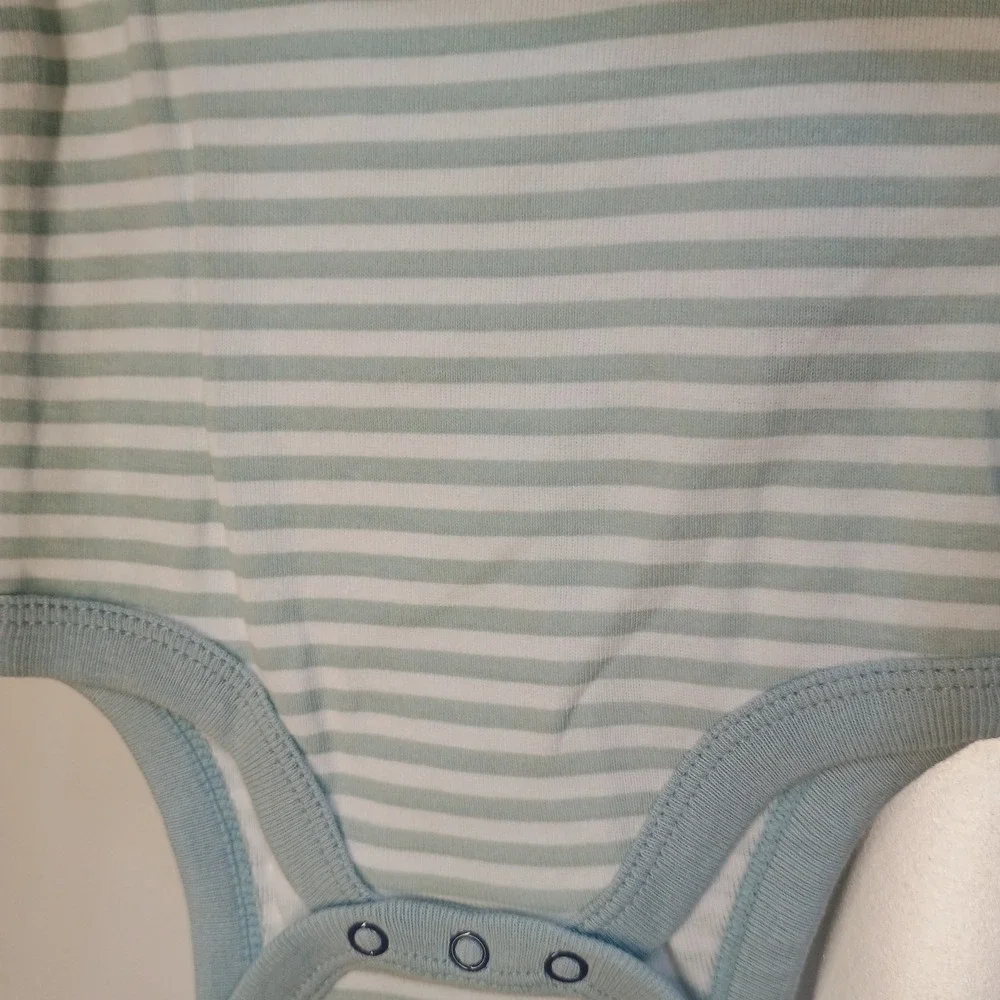 SET‎ OF 4 Cloud Island 0-3 Month Boys Short Sleeve Blue Stripe Baby Bodysuits